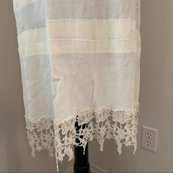Vintage Lace Rayon Dress - Picture 3 of 8